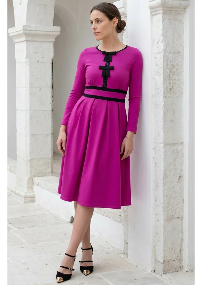 Rochie din jerse roz fucsia decorata cu funite