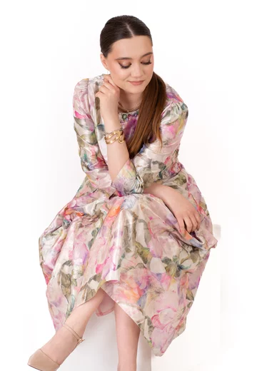 Rochie din tafta color fusion cu colier din pietre