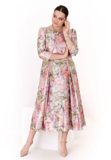 Rochie din tafta color fusion cu colier din pietre