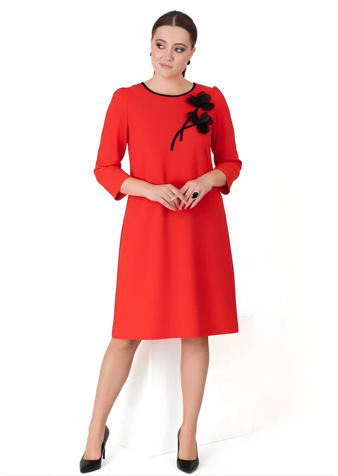 Rochie eleganta conica rosu corai cu detalii florale din stofa premium