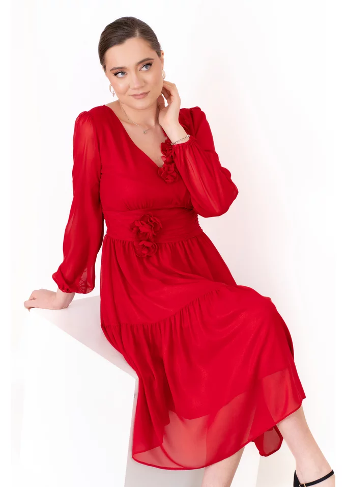 Rochie eleganta rosu sidefat accesorizata cu flori