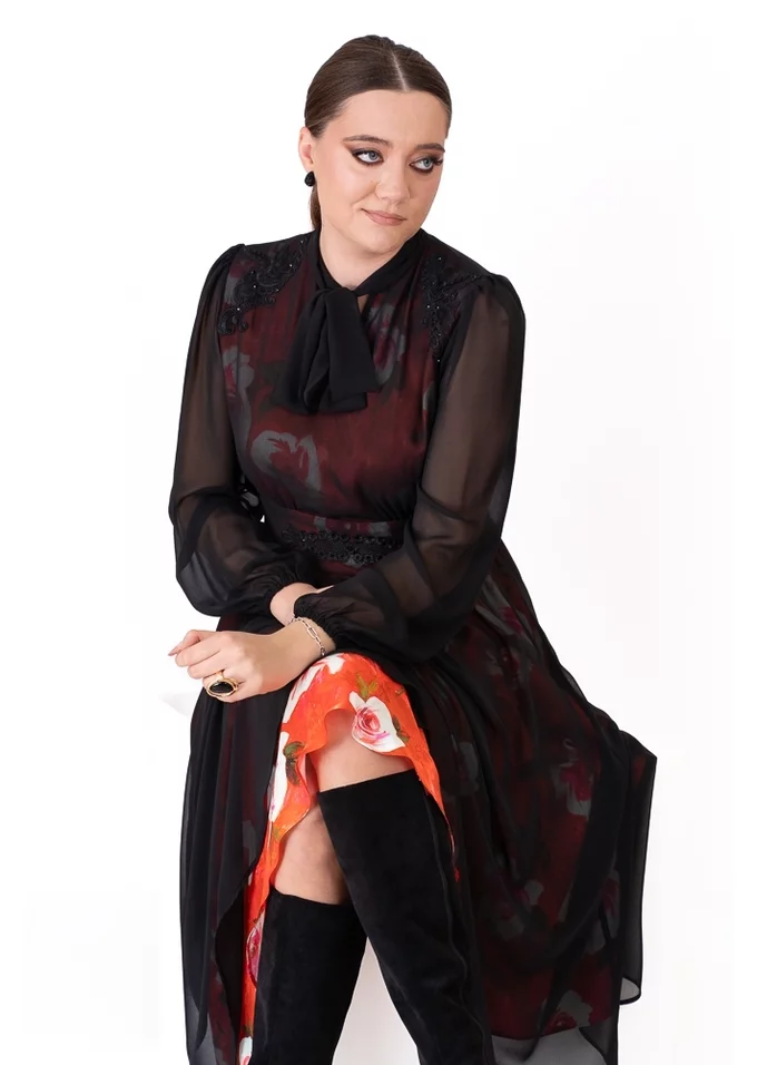 Rochie eleganta winter amour cu print floral pictural si esarfa