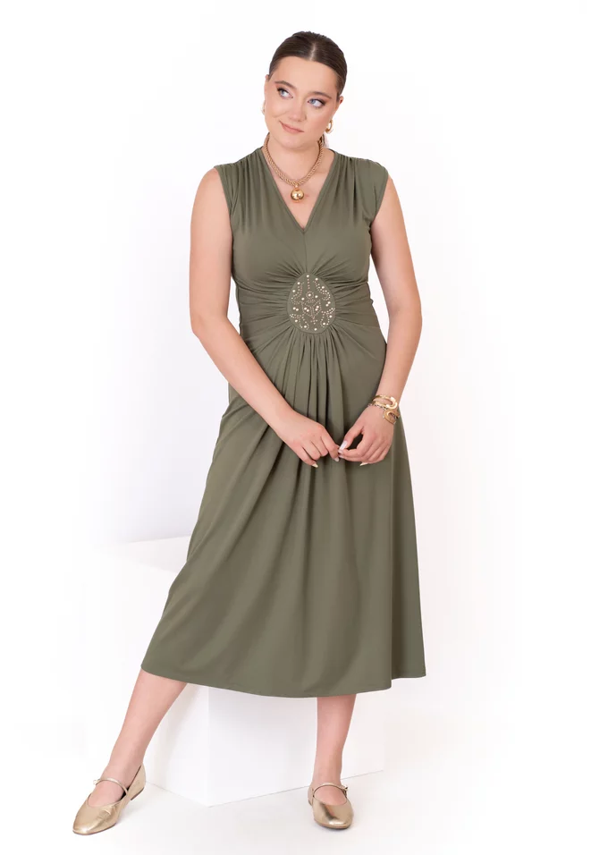 Rochie fronsata kaki din jerse accesorizata cu strasuri