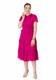 Rochie hot pink sweet ruffles din matase fina decorata cu floare