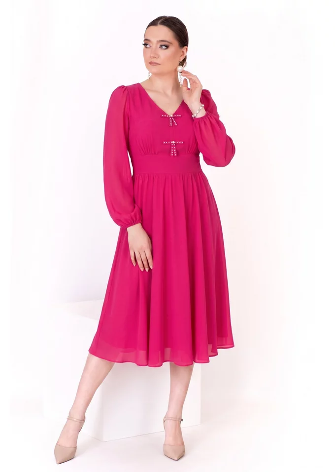 Rochie in voal ciclam cu funde mici stralucitoare