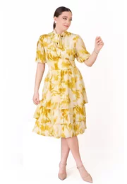 Rochie in volane din vascoza soft vanilla cu print floral