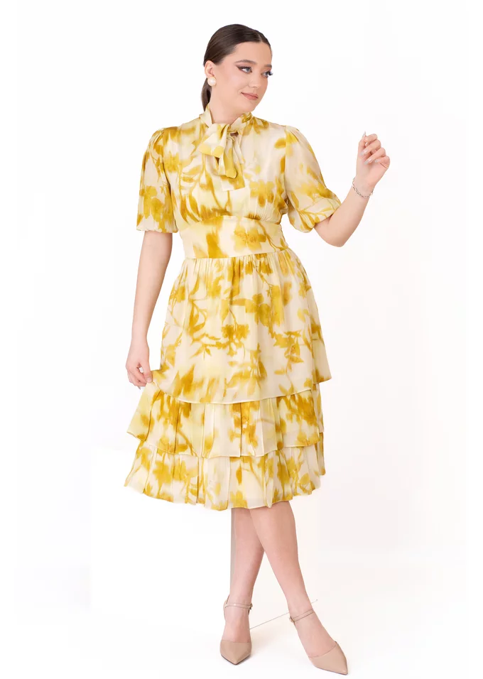 Rochie in volane din vascoza soft vanilla cu print floral