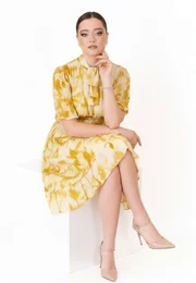Rochie in volane din vascoza soft vanilla cu print floral