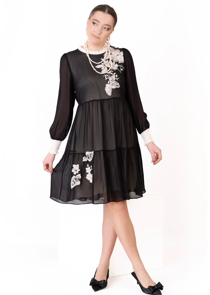 Rochie lejera abstract elegance cu volanas fin cream