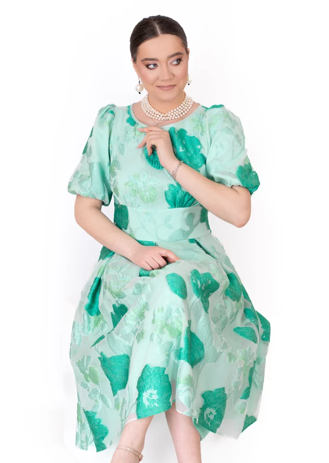 Rochie mentol din organza gofrata cu maneci tip balon