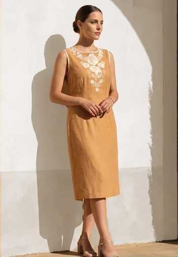 Rochie natur din in coniac cu broderie