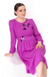 Rochie pure magenta creponata cu aplicatii elegante auriu negru