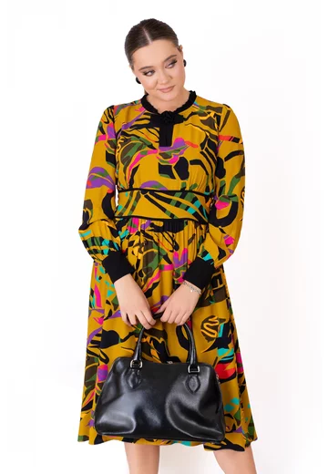 Rochie radiance din vascoza cu imprimeu abstract