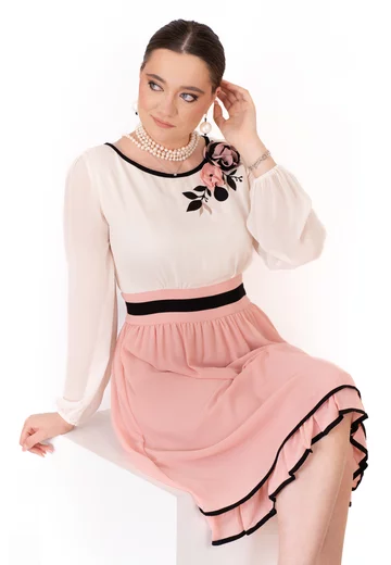 Rochie rose black infussion  cu aplicatii florale