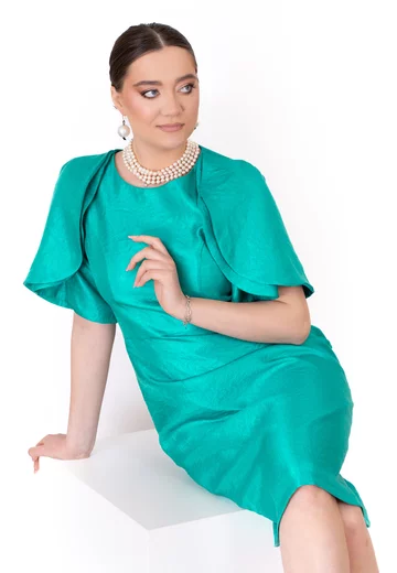 Rochie satinata din organza cu maneci tip petale