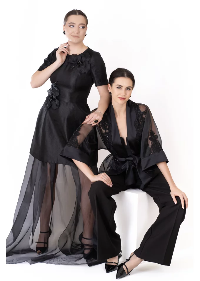 Rochie structurata night sparkle din organza cu aspect patinatsi detalii florale inedite