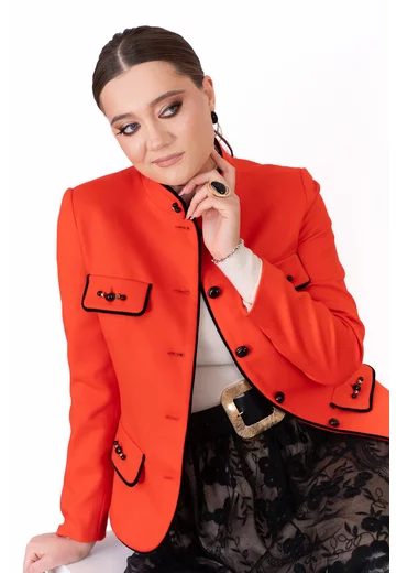 Sacou coral fever din lana soft cu detalii tip buzunare