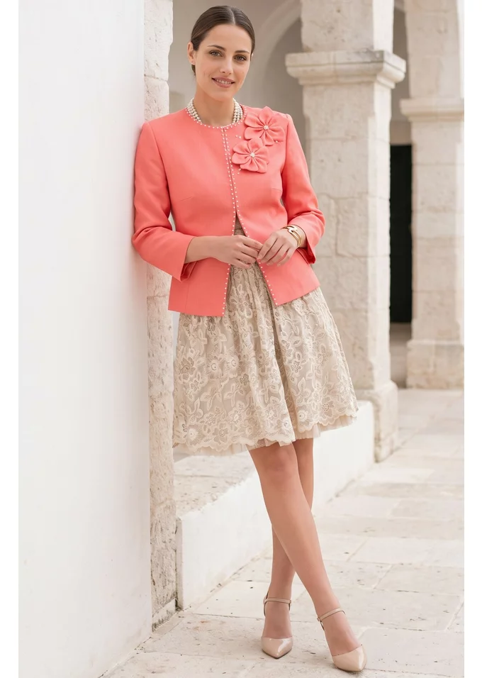 Sacou coral frenesia din in decorat cu flori si perle