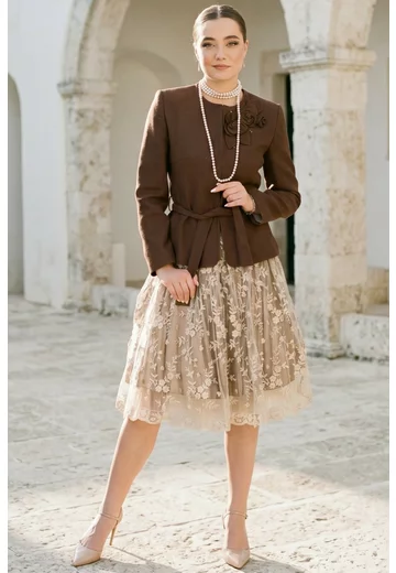 Sacou cu cordon si flori din in sepia brown