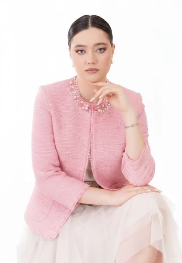 Sacou din tweed de bumbac delight pink decolat cu perle si pietre