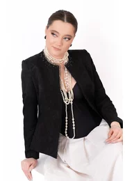 Sacou elegant din brocard negru decorat cu strasuri ton in ton