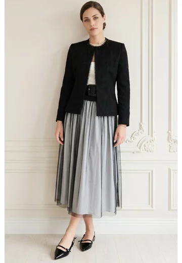 Sacou elegant din brocard negru decorat cu strasuri ton in ton