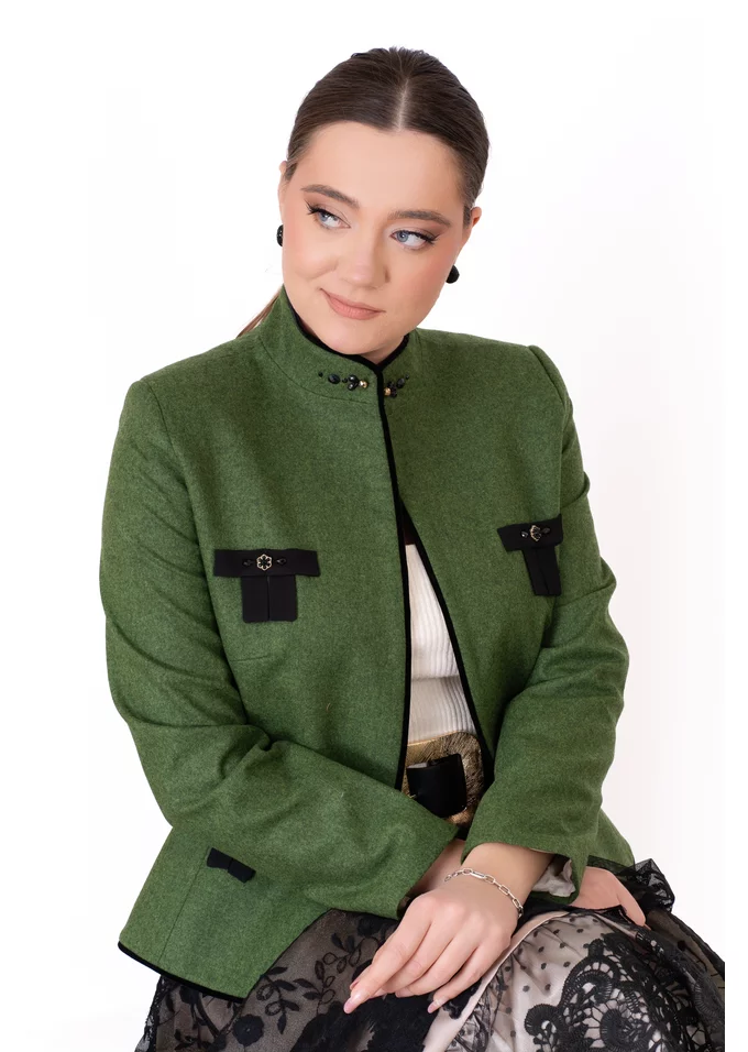 Sacou ethereal green din stofa de lana decorat cu fundite si strasuri