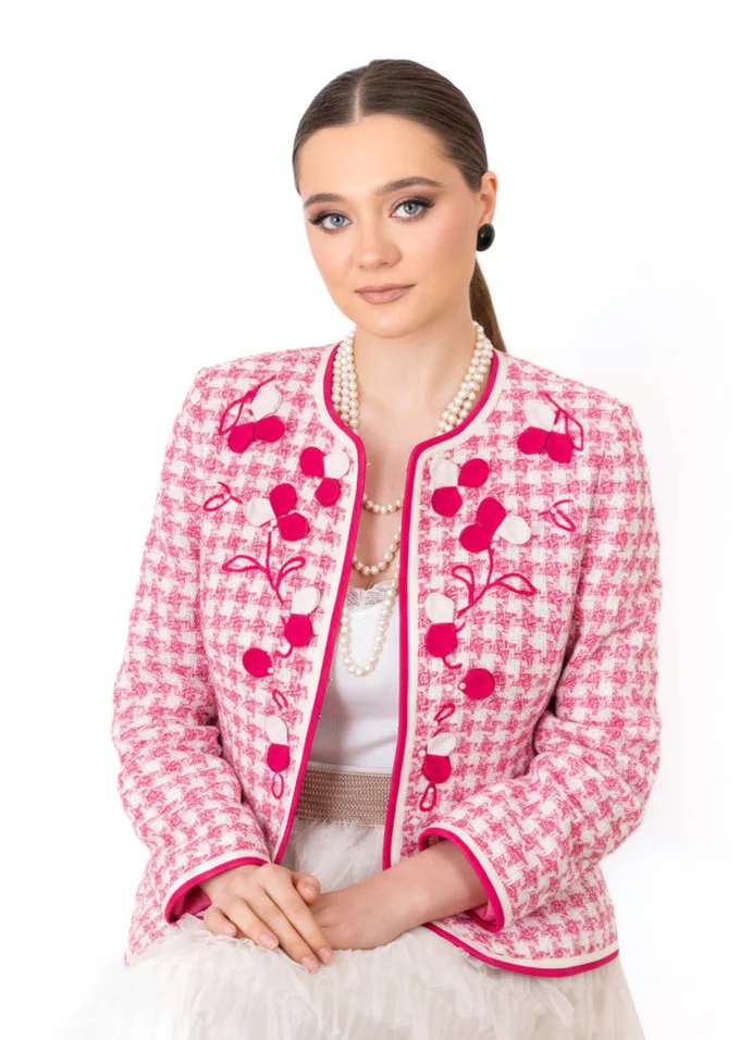 Sacou roz fucsia cu petale si broderie