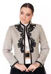 Sacou soft gri verzui cu detalii de contrast si broderie