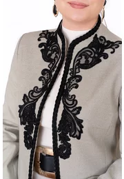 Sacou soft gri verzui cu detalii de contrast si broderie