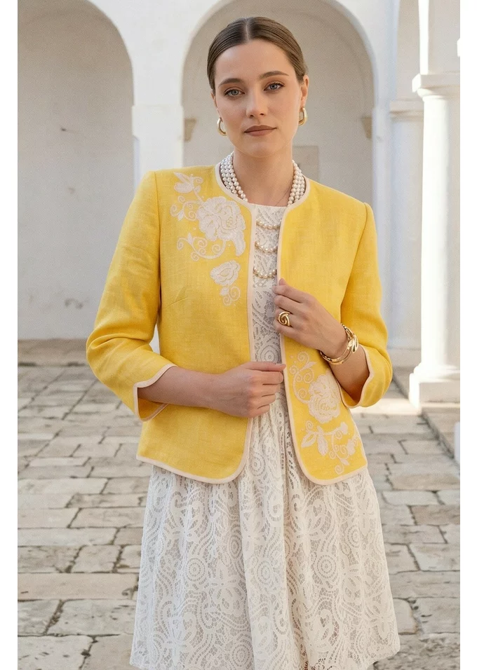 Sacou solar yellow din in prespalat cu broderie