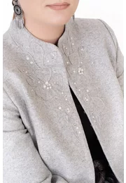 Sacou stylish din lana gri decorat cu broderie , strasuri si perle