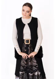 Vesta neagra  tricotata accesorizata cu buzunare din blanita