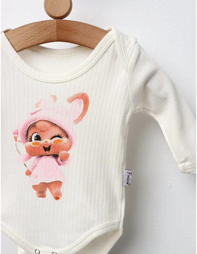 Body Lovely Rabbit model cu alb picture - 2