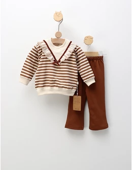 Compleu cu broderie Freya, model cu maro