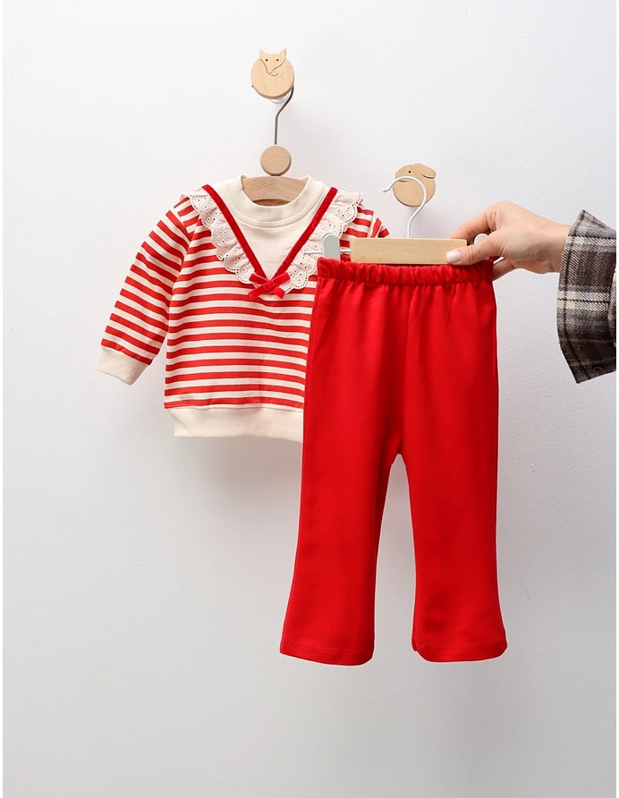 Compleu cu broderie Freya, model cu rosu picture - 3