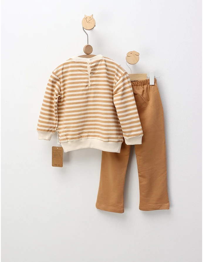 Compleu cu broderie Mada, model cu bej picture - 4