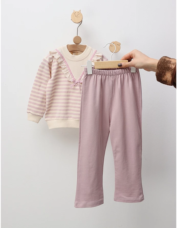 Compleu cu broderie Mada, model cu mov picture - 3