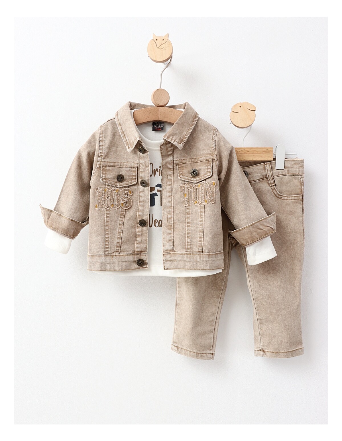 Compleu de blug Boston Boy crem