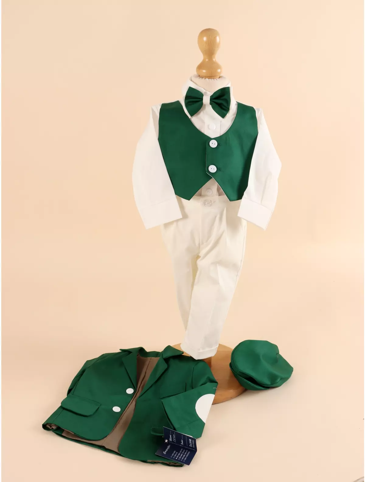 Costum de botez elegant verde-ivoire