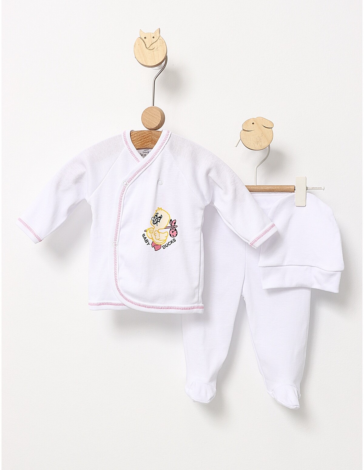 Costumas 3 piese Baby Ducks cu roz