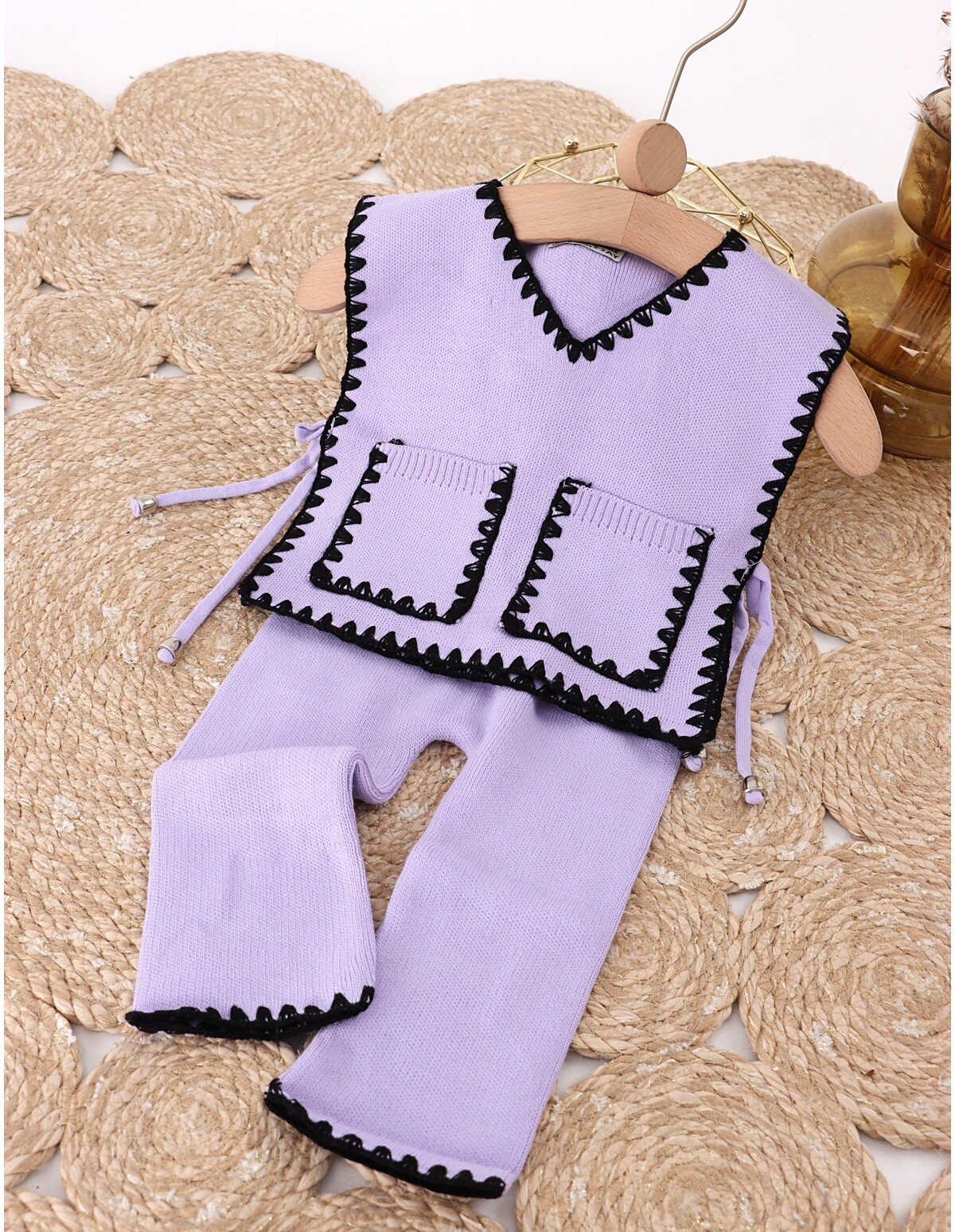Costumas croset cu vesta Maya model mov