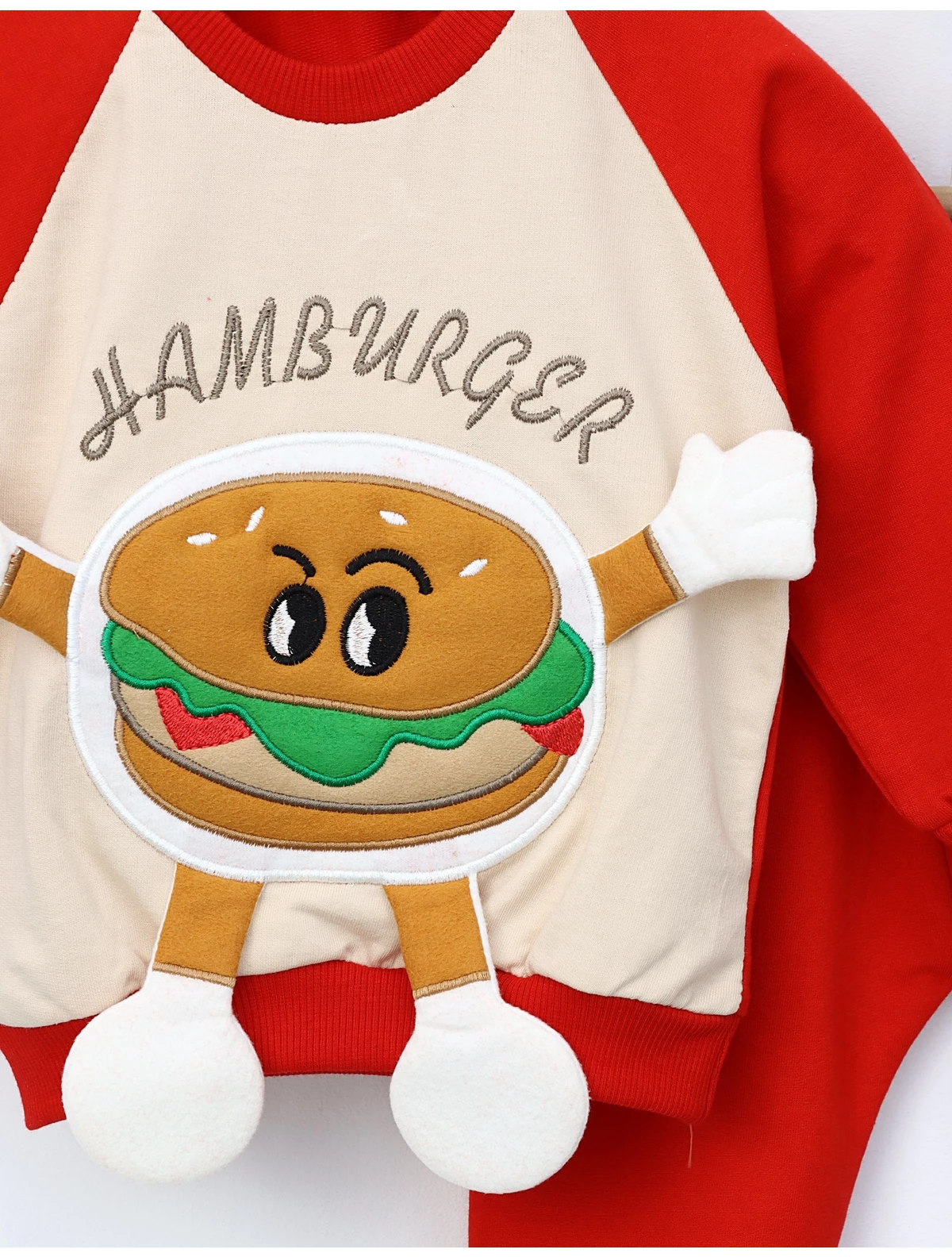 Costumas Hamburger model crem-rosu