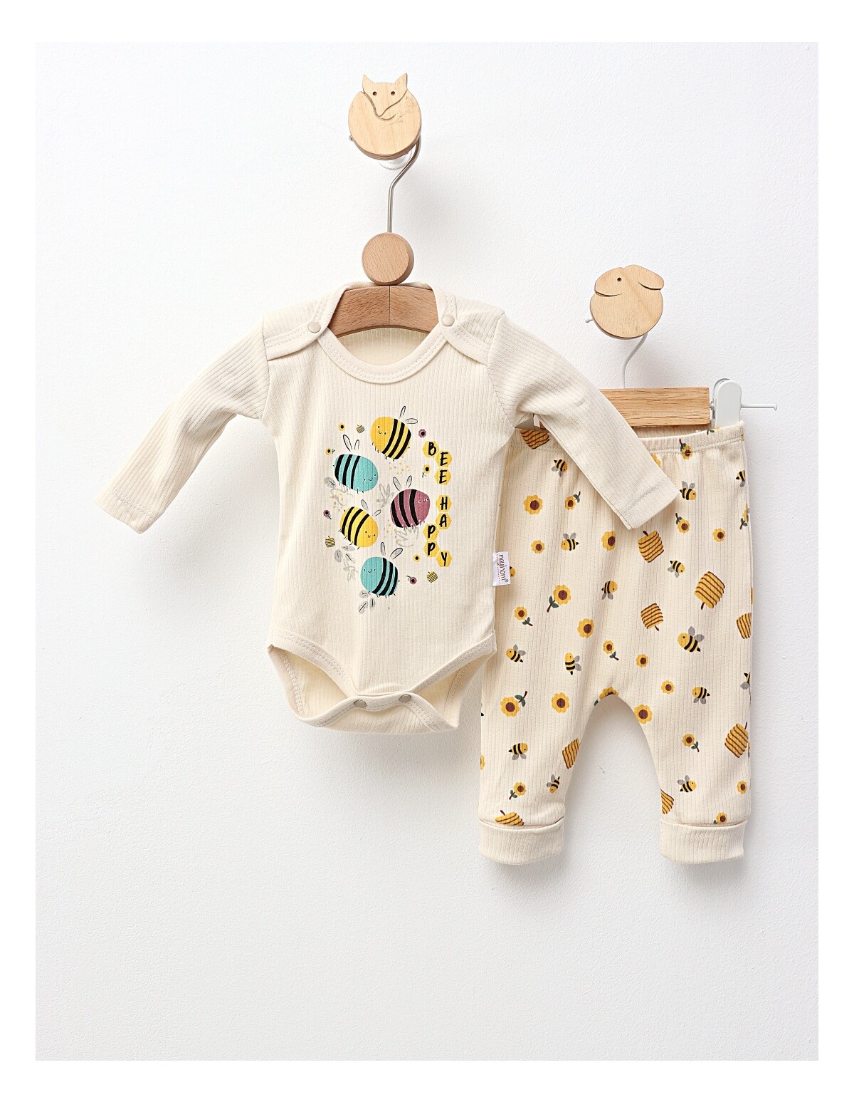 Costumas Happy Bee, model crem