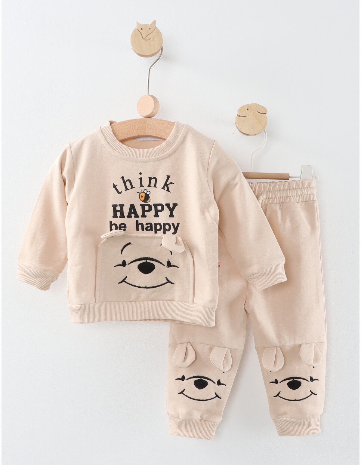 Costumas Happy Winnie model crem