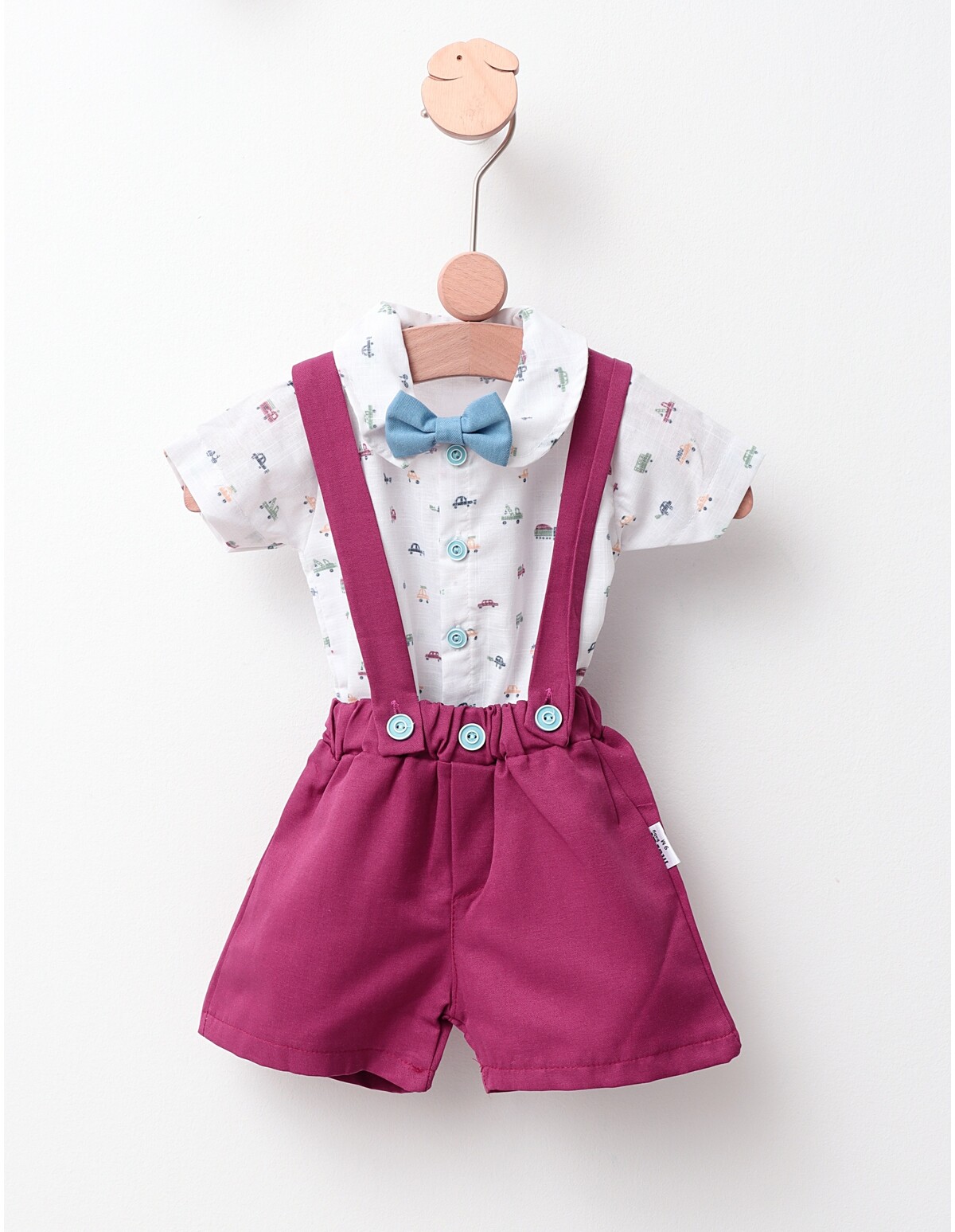 Costumas Masinuta cu Papion model grena