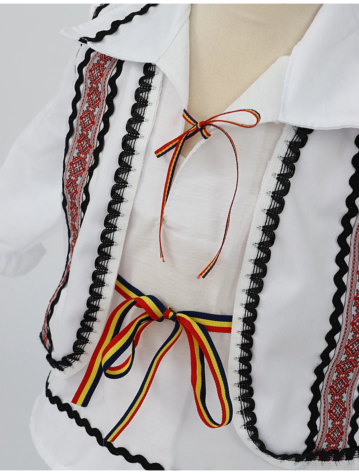 Costumas TRADITIONAL Romania-Tricolor rosu