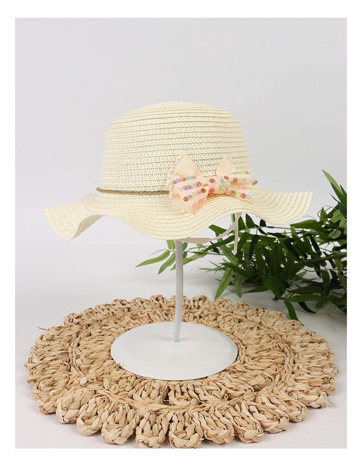 Palarie Cool Girl cu fundita, alb
