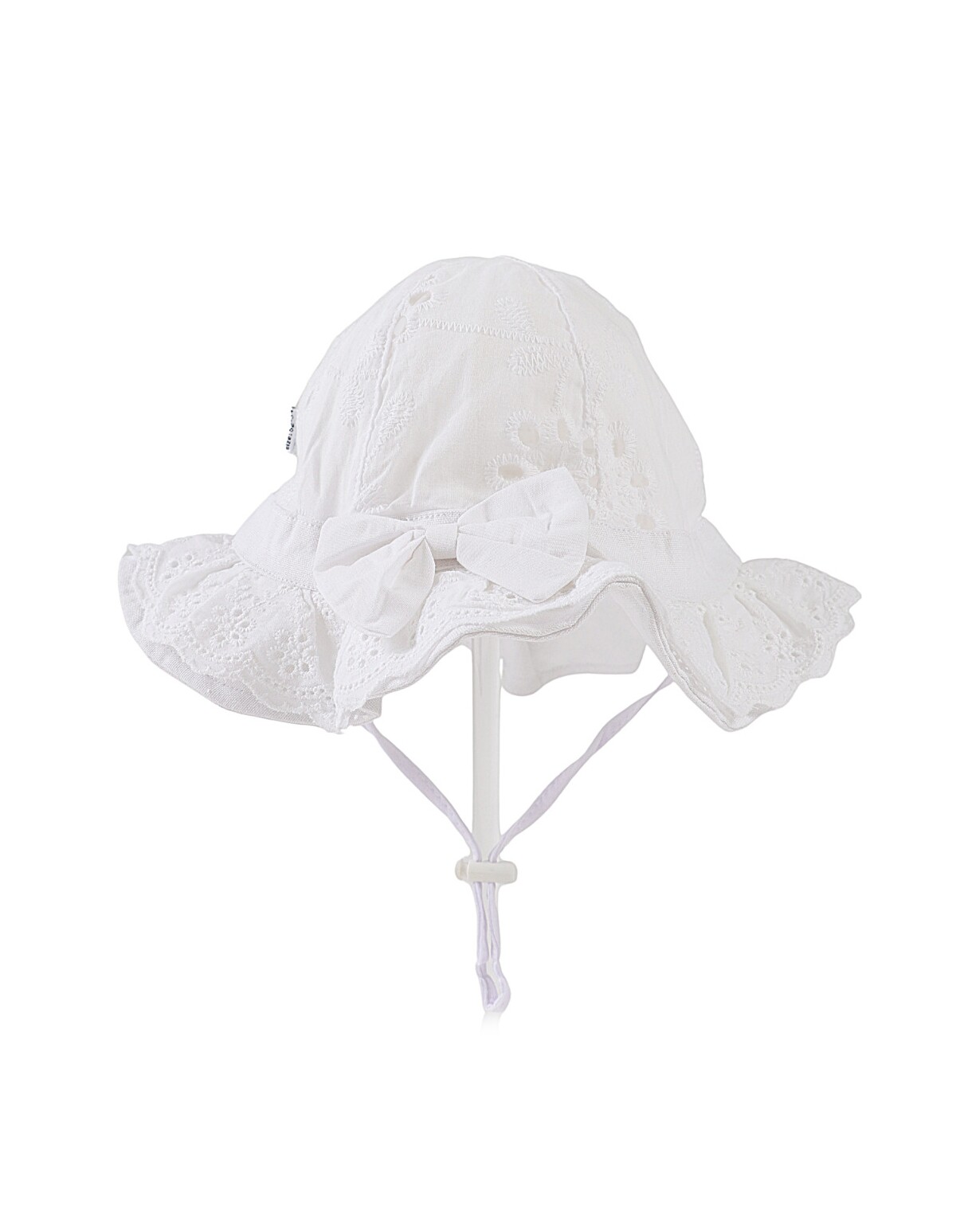 Palarie cu broderie, fundita si snur, alb