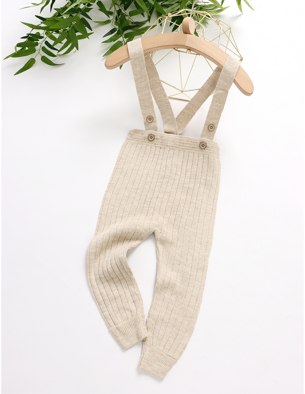 Pantaloni cu bretele tip salopeta, acrilic crem